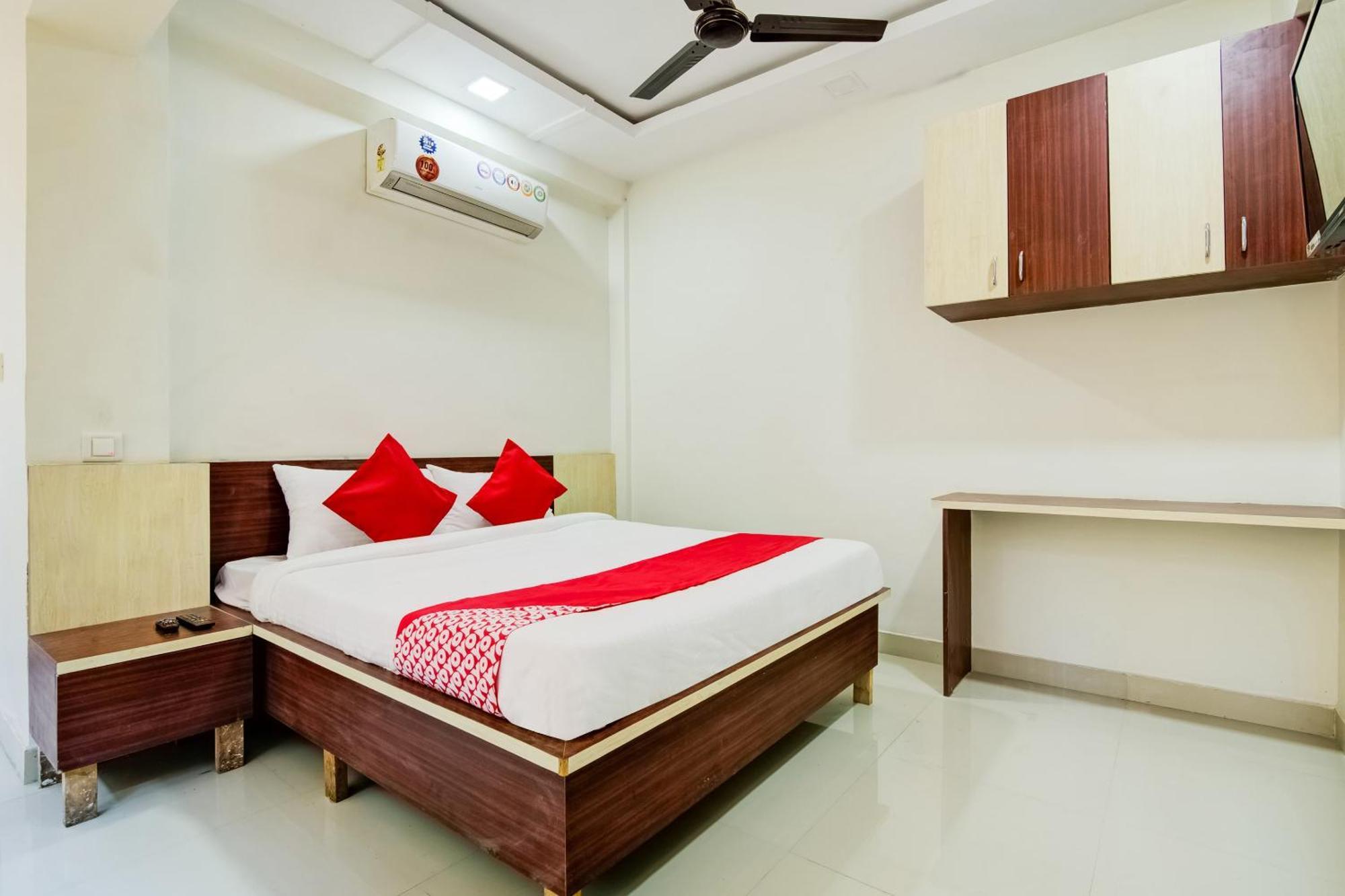 Hotel O Kunal Palace Navi Mumbai Exterior photo